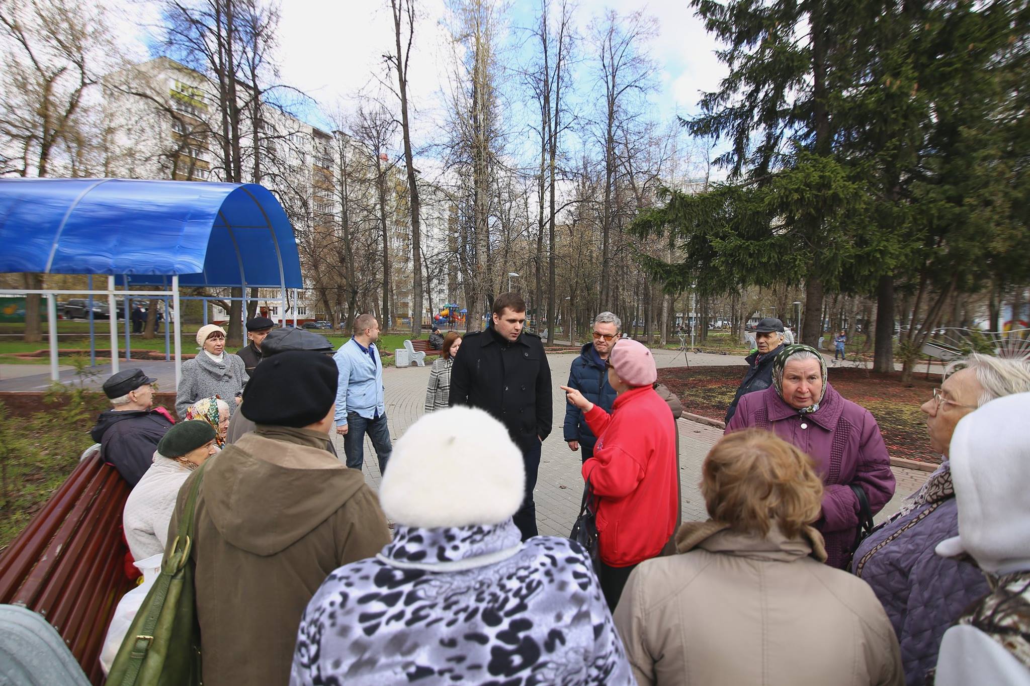 Встреча Константина Янкаускаса и Сергея Соколова с жителями Зюзина