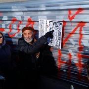 Участники народного схода в Ясенево