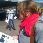 Юлия Галямина в пикете за Таисию Осипову
