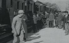Кадр из фильма Прибытие поезда (1895)