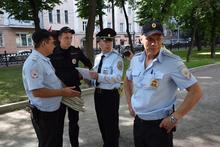 Сотрудники полиции на Гоголевском бульваре