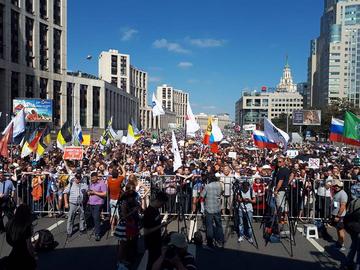 Митинг против повышения пенсионного возраста и налогового грабежа